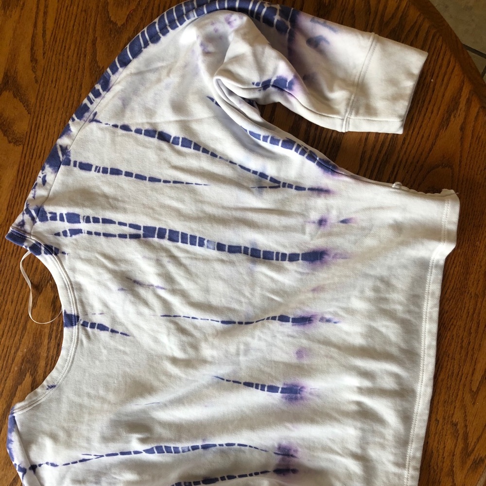 NWT, Classy Sweatshirt w/ V Back Detail